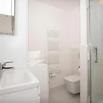 Luxury Skyline 1bdrm 29th, 28th Floor * ברטיסלאבה
