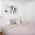 Luxury Skyline 1bdrm 29th, 28th Floor דירה ברטיסלאבה