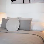 Luxury Skyline 1bdrm 29th, 28th Floor ברטיסלאבה