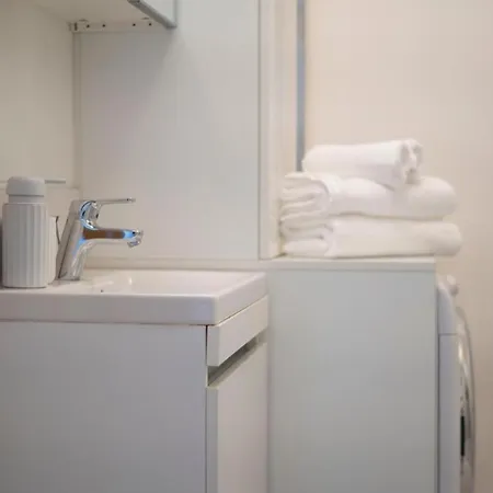 Luxury Skyline 1bdrm 29th, 28th Floor *