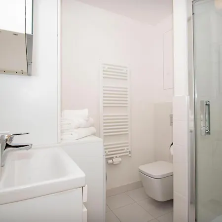 Luxury Skyline 1bdrm 29th, 28th Floor * Bratislava